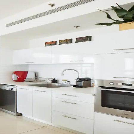 O&O Group- Special Apartment Sea View Luxury Tower 바트얌 외부 사진