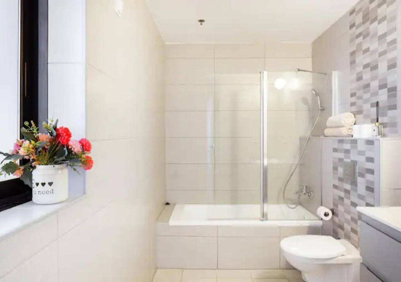 O&O Group- Special Apartment Sea View Luxury Tower 바트얌 외부 사진